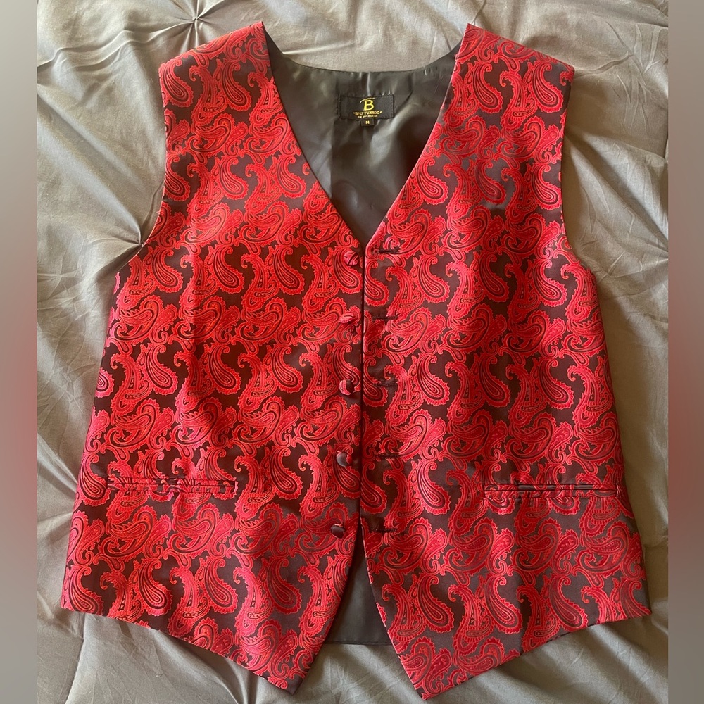 Men’s size M “Dracula” Vest
